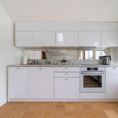 Bright Designer Apartment In City Centre Ρίγα Εξωτερικό φωτογραφία